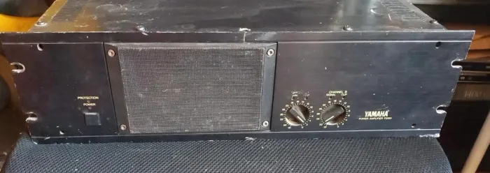 Amplificador Yamaha P2250 - 500 Rms por Canal - Made in Japan