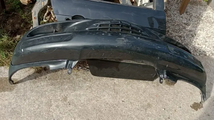 Para-choque dianteiro PT Cruiser ano 2001com farol de milha