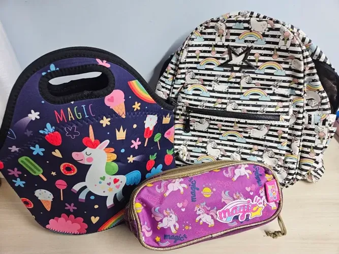 Kit escolar Unicórnio