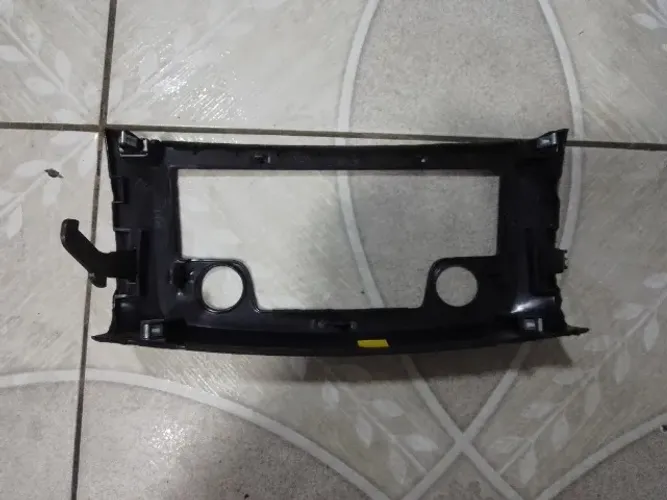 Moldura do Rádio Nissan Sentra 2015 68260 3SG1A