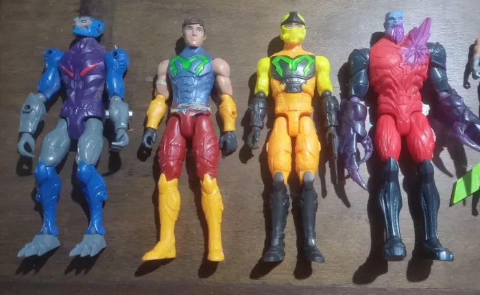Coleção Bonecos Max Steel