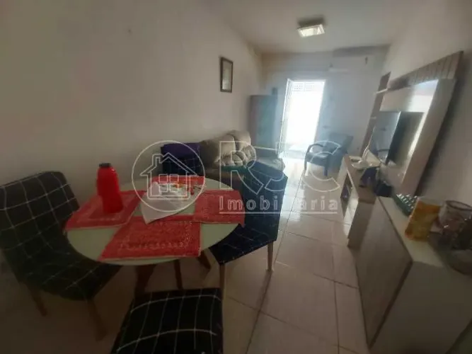 Casa de vila para venda possui 48 metros quadrados com 2 quartos