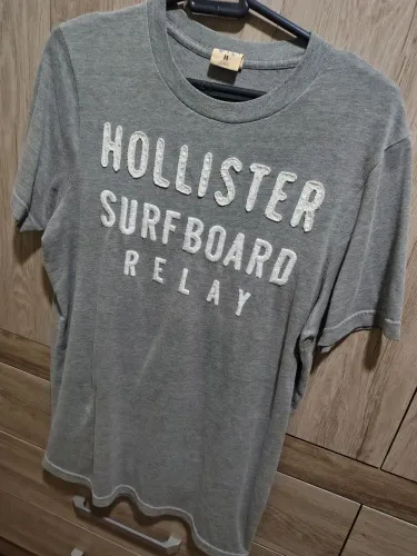 Camiseta Hollister