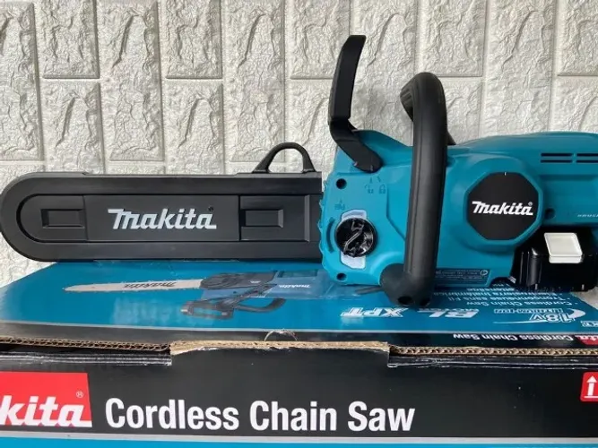 Motosserra A Bateria 18v 300mm Bat Makita