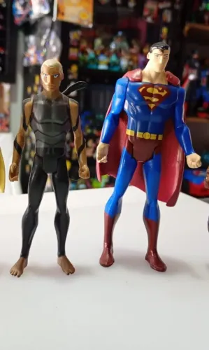 2 Heróis DC superman 10 a 11cm