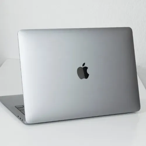 macbook pro 13 2016