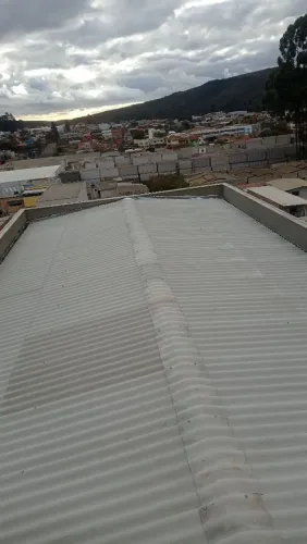 Fabricação e reforma de telhados ,calhas ,Rufus 