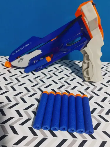 Nerf Slingstrike - Pistola de dardos