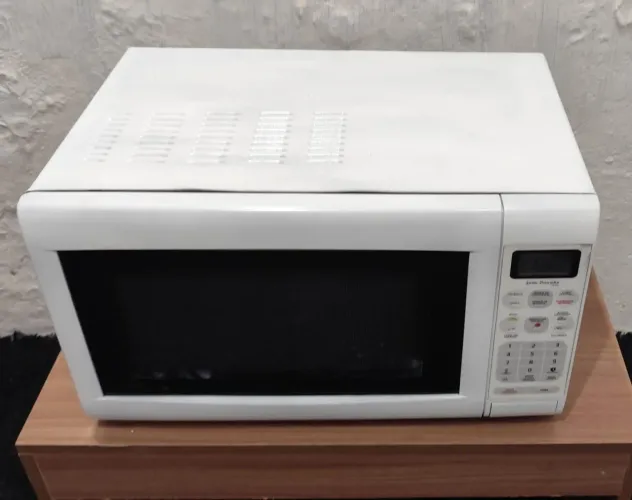 Micro-ondas Branco 25 Litros( Garantia de 06 meses e entrega grátis)
