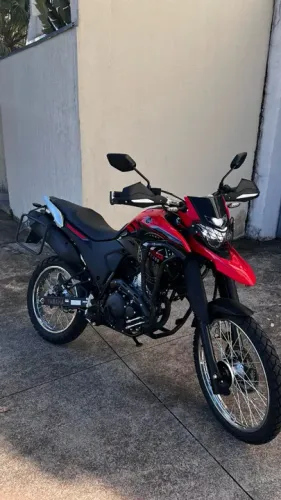 VENDO YAMAHA XTZ LANDER 250 VERMELHA
