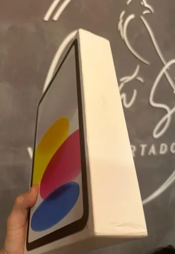 iPad 11 128GB - Prateado