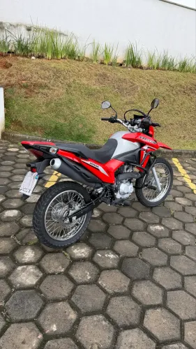 Bros 2023 em estado de zera 