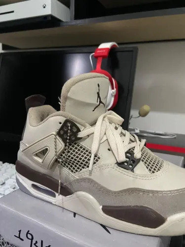 Tênis Jordan 4 (LEIA O ANÚNCIO)