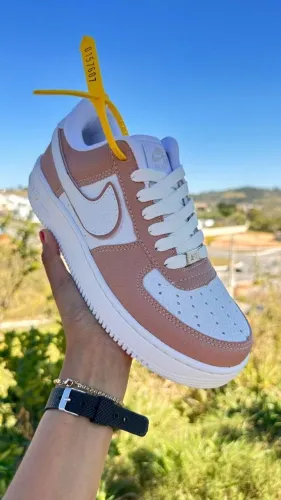 Tênis Nike Air Force 1 Rosa e Branco Diversos entregamos