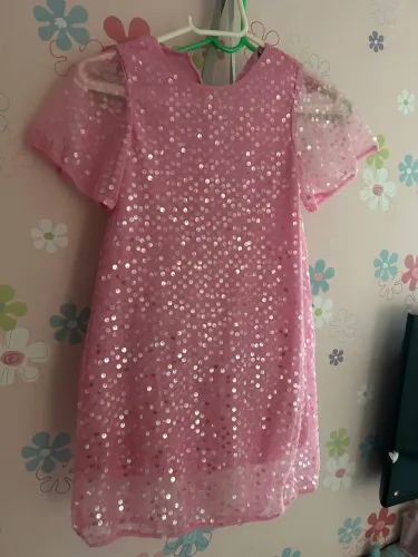Vestido rosa lantejoulas