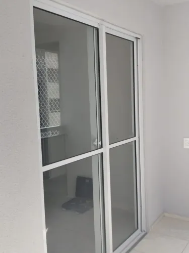 Porta para sacada completa! 
