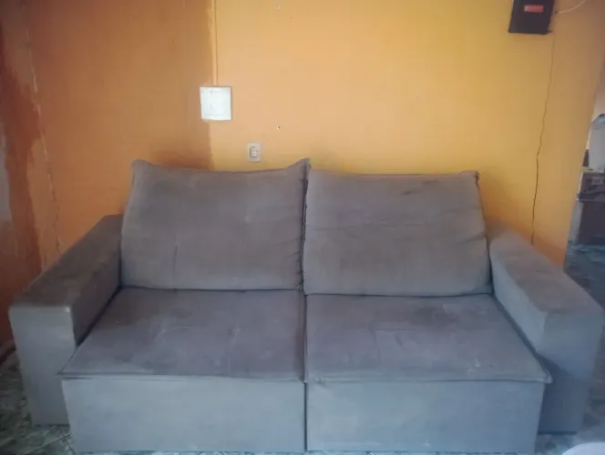 Sofá três lugar retrátil