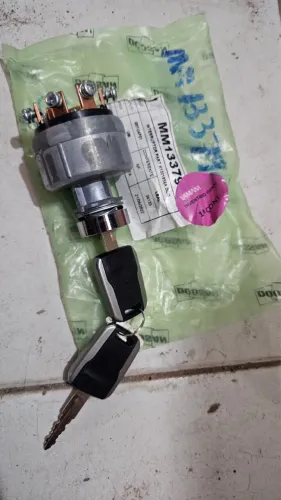 Escavadeira doosan cilindro ignição novo original K1001858A