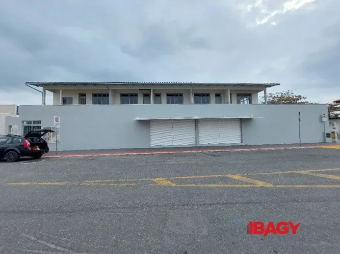 Oportunidade! Loja em Lagoa da Conceição - FLORIANÓPOLIS