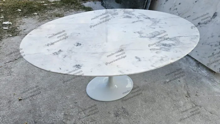 Fabrica Mesa Saarinen Oval Mármore Espirito Santo 150 x 090