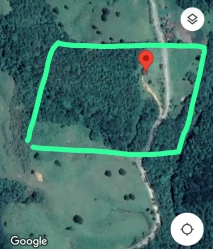 Sítio 3 hectares com matrícula.