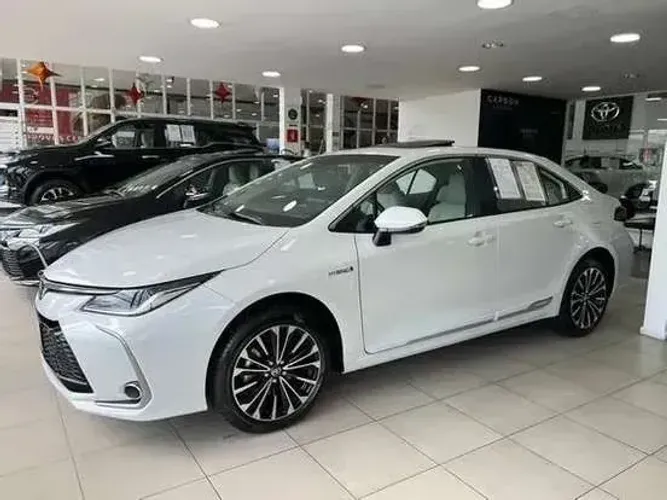 Toyota Corolla Altis Prem. Hybrid 1.8 Flex AUT 2026