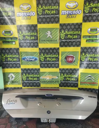 Tampa traseira Ford Focus