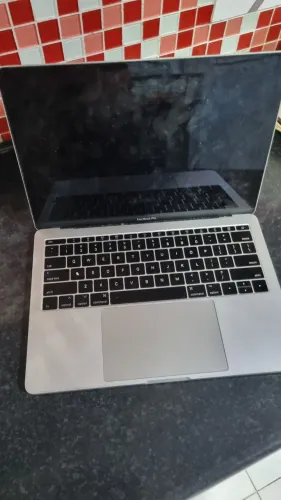 Macbook pro 2017 - Defeito na tela