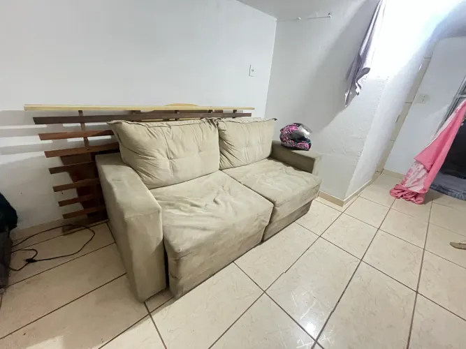 Vende se Sofá