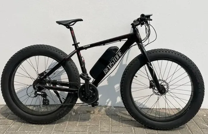 Fat bike elétrica Redstone motor central