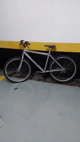 Bicicleta Aro 26 Nova.