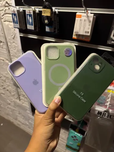 Capas de silicone para iPhone 13