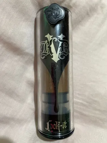 Base Kat Von D - Deep 78N