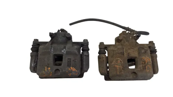 Par pinça freio dianteira Subaru Impreza GL 93/97 