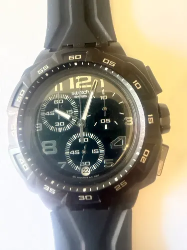 Relógio SWATCH Cronógrafo Preto Na caixa com certificado e manual