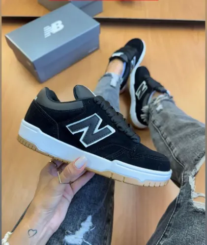 Tênis Unisex New Balance Preto