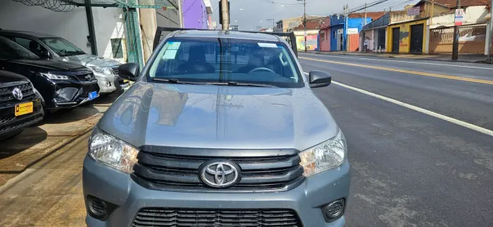 Toyota Hilux CS 4X4 2.8 TDI Diesel Mec. 2024