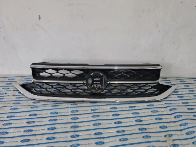 Grade Dianteira com led  VW taos Highiline 2019 a 2023 original 