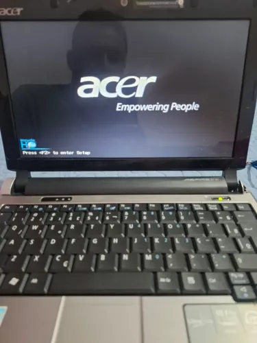 Netbook Acer e Positivo