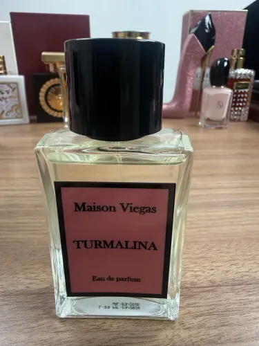 Perfumes Valentino Viegas (combo)