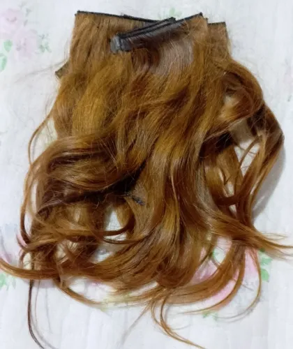 Mega hair cabelo de criança 25 cm 70 gramas aproximado, na fita ideal para volume