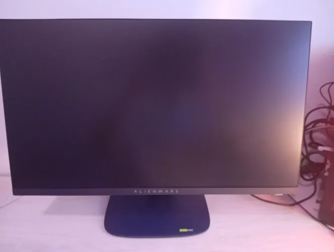 Monitor Alienware 320Hz 0,5 Ms Full HD | Menos de 2 meses |Caixa, NF + 3 anos de garantia