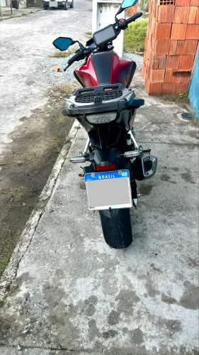 Moto Honda cb300f 2025