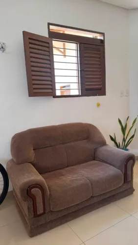 Sofá 2 lugares - Retirada B. Estados