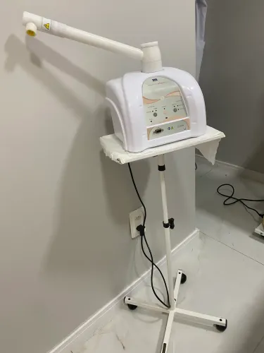 Vapor de ozônio Ibramed com suporte