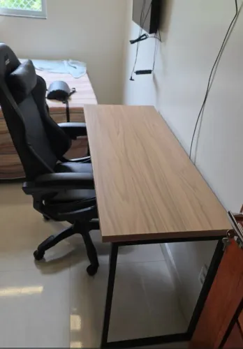 Mesa e cadeira gamer