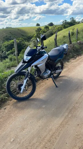 Bolo em carro 