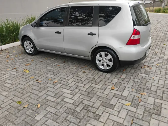 Nissan Livina S 1.6 16V Flex Fuel Mec. 2010