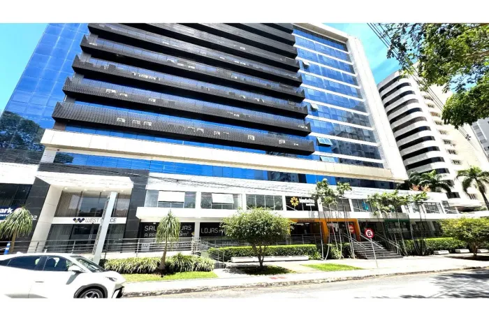 Loja Comercial para Aluguel / Locação de Loja no Setor Oeste em Goiânia-GO.