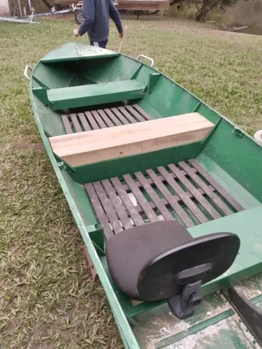 Barco de alumínio com 4,20 de comprimento registrado na marinhawgist